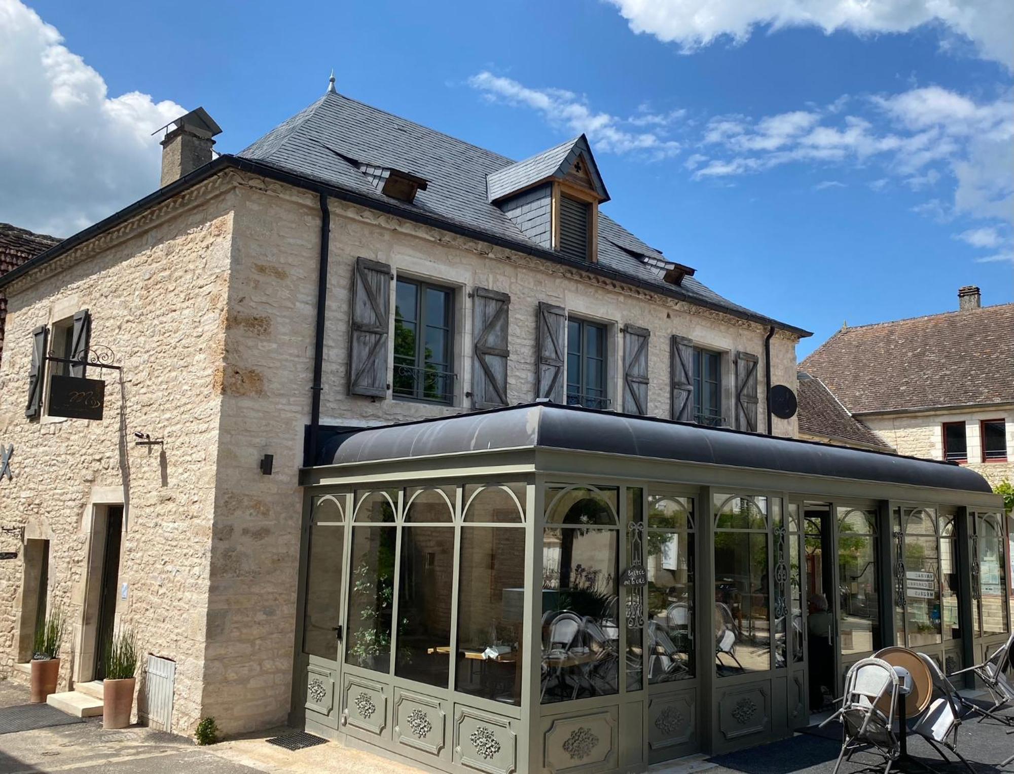 Manoir De Rieuzal Bed & Breakfast Loubressac Exterior photo